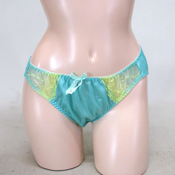 生パンツ・パンティー