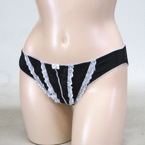 セクシーランジェリー（穴あきパンティー）