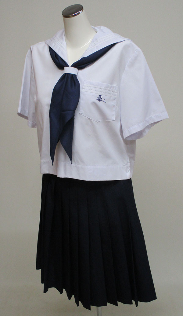 夏セーラー（半）＋スカート（スカーフ付）