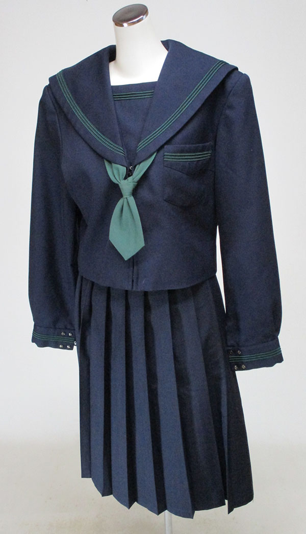 冬セーラー上下セット（ネクタイ付）