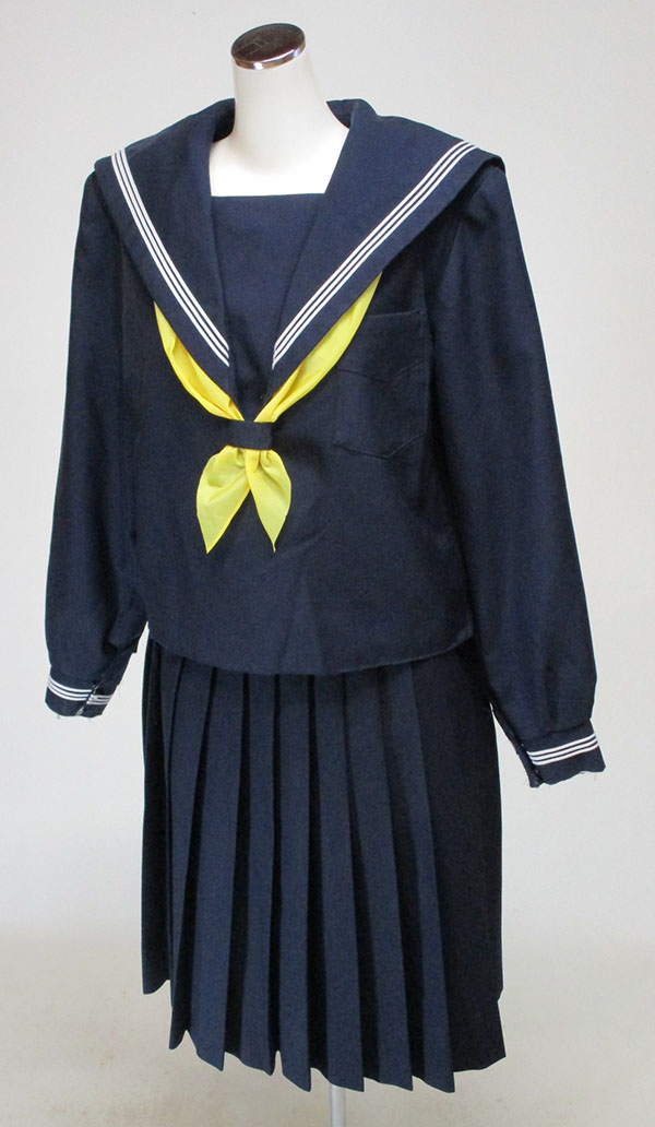冬セーラー上下セット（スカーフ付）