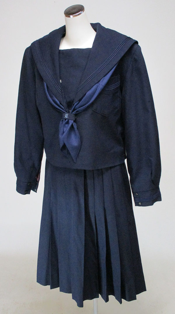 冬セーラー上下セット（スカーフ付）