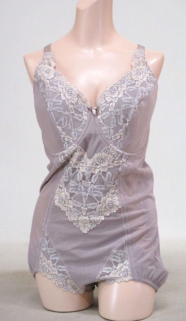 ボディースーツ（大きいサイズ）